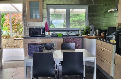 Dormans Casa | Casa de vacaciones 'Le Coq De Champagne' con vistas a la montaña, Wi-Fi y aire acondicionado
