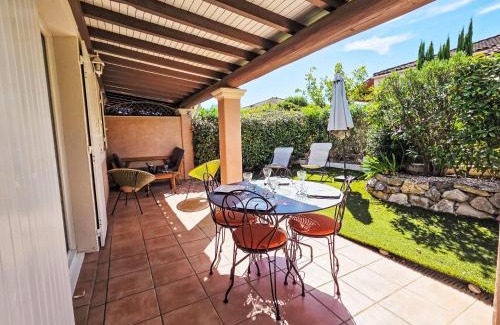 La Rouviere Casa | Holiday Home Le Green Village-6 by Interhome