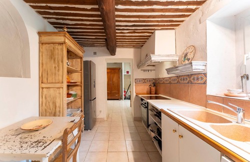 Cabannes Casa | Casa de vacaciones 'Le Mas Saint Pierre' con terraza privada, jardín privado y Wi-Fi