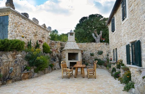 Drnis Casa | Holiday Home Leptir