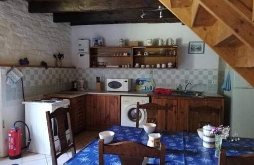 Ploerdut Casa | Casa de vacaciones 'Les 3 Gîtes De Kerlividic' con piscina compartida, jardín compartido y Wi-Fi
