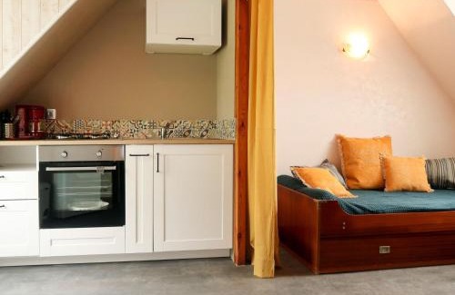 Plozevet Casa | Holiday Home Les Blés - PZV108 by Interhome