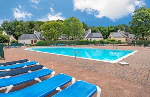Ploemel Casa | Holiday Home Les Cottages du Golf-3 by Interhome