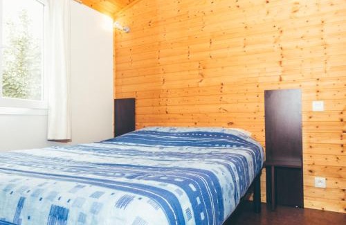 Beynat Casa | Holiday Home Les Hameaux de Miel by Interhome