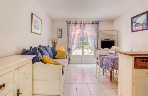 Vaux-sur-Mer Casa | Holiday Home Les Hautes Folies-7 by Interhome