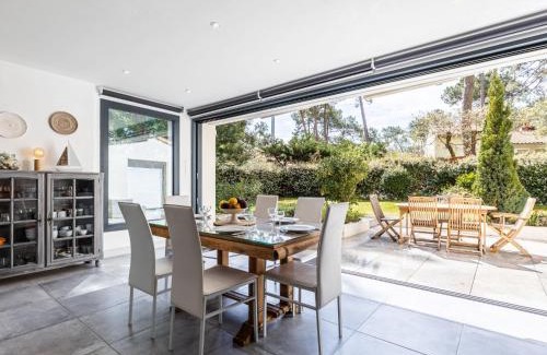 Ronce-les-Bains Casa | Holiday Home Les Narcisses by Interhome