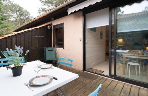 Lacanau-Ocean Casa | Holiday Home Les Pins-12 by Interhome