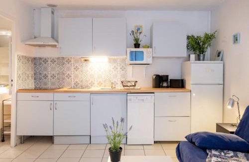 Lacanau-Ocean Casa | Holiday Home Les Pins-12 by Interhome