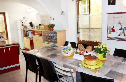 Grane Casa | Casa de vacaciones 'Les Remparts' con vistas a la montaña, terraza privada y Wi-Fi