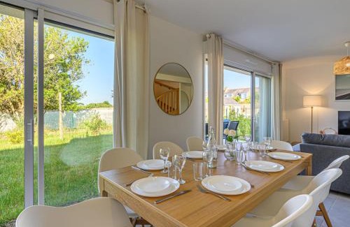 Carnac Casa | Holiday Home Les Salines by Interhome