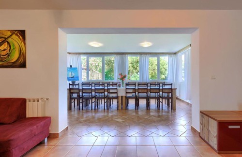 Stinjan Casa | Holiday Home Licardo by Interhome