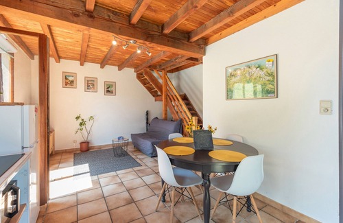 Peyrouse Casa | Casa de vacaciones 'Lieuj' con vistas a la montaña, terraza privada y Wi-Fi