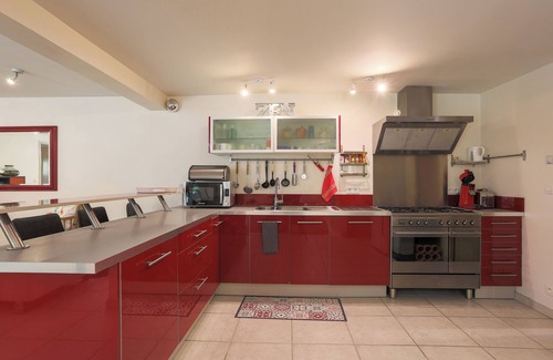 Trebeurden Casa | Casa de vacaciones 'Logement À Trebeurden 800m Plage' con terraza privada