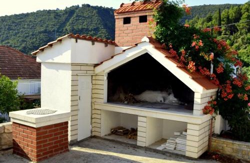 Racisce Casa | Holiday Home Lolita by Interhome