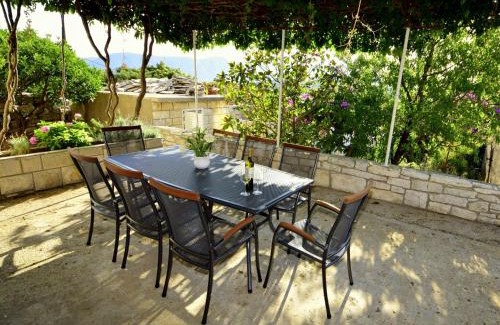 Racisce Casa | Holiday Home Lolita by Interhome