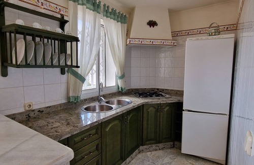 Montoro Casa | Casa Vacacional 'Los Rosales De La Palmilla' con Piscina Privada, Balcón y Aire Acondicionado