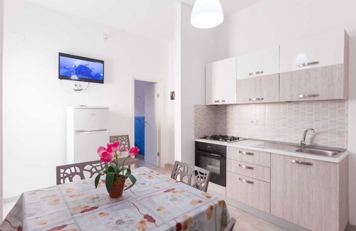 Porto Cesareo Casa | Casa de vacaciones 'Luna Rossa' con terraza privada, Wi-Fi y aire acondicionado