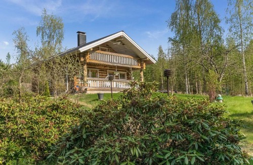 Hiukkajoki Casa | Holiday Home Luonnonhelma