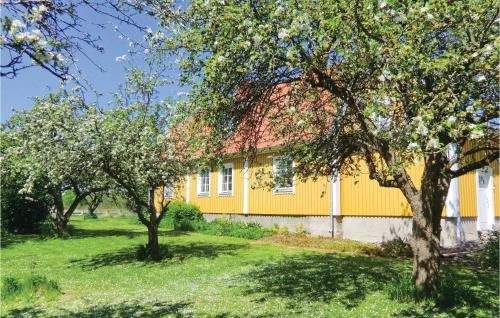 Farjestaden Casa | Holiday Home Möllstorpsgatan Färjestaden
