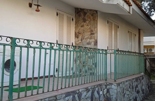 Assemini Casa | Casa de vacaciones "M P Home" con jardín compartido
