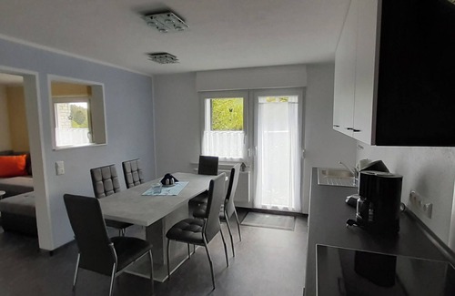 Attendorn Casa | Casa de vacaciones 'Maag, 102qm' con terraza privada y Wi-Fi
