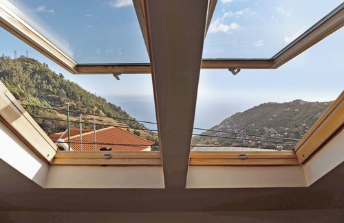Campanario Casa | Casa de vacaciones en el pueblo de Madeira Aurelio con vistas al mar, terraza y Wi-Fi