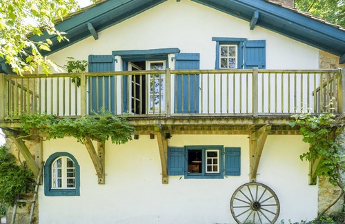 Arcangues Casa | Casa de vacaciones 'Maison De Charme Avec Jacuzzi' con terraza privada, jardín privado y Wi-Fi