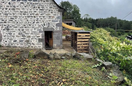 Chastreix Casa | Casa de vacaciones 'Maison De Famille De 1823' con terraza privada y Wi-Fi