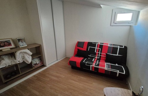 Paulhan Casa | Casa de vacaciones 'Maison De Village' con balcón