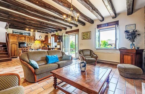 Ploemel Casa | Holiday Home Maison de Kerbarh by Interhome
