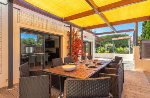 Cavaliere Casa | Holiday Home Maison Flocy by Interhome