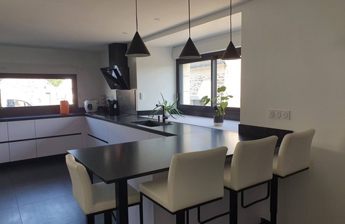 Branderion Casa | Casa de vacaciones 'Maison De Campagne Proche De La Mer' con piscina privada, terraza privada y Wi-Fi