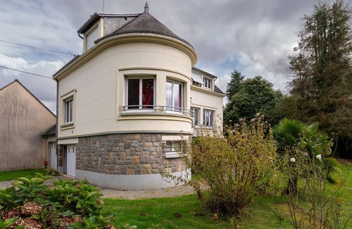 Val-d'Oust Casa | Casa de vacaciones 'Maison Dans Le Morbihan' con jardín privado