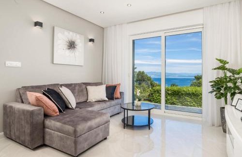 Obrs Casa | Holiday Home Makvic by Interhome