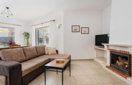 Manta Rota Casa | Holiday Home Manta Rota 450m from the Beach by Interhome