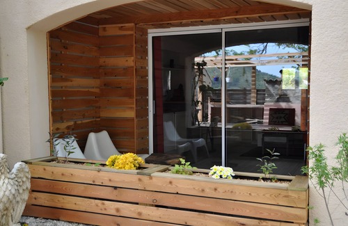 Sisteron Casa | Casa de Vacaciones 'Manzafaro' con Vista a la Montaña y Terraza Privada
