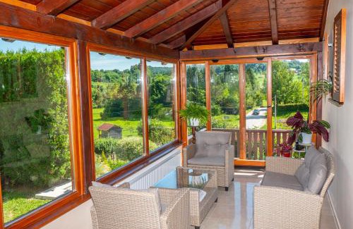 Barilovic Casa | Holiday Home Mare near River