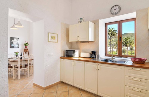 Haria Casa | Casa de vacaciones 'Maria Dolores' con vistas a la montaña, Wi-Fi, jardín y terraza