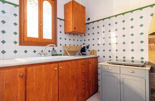 Santes Creus Casa | Casa de vacaciones 'Maria' con vistas a la montaña, balcón y Wi-Fi