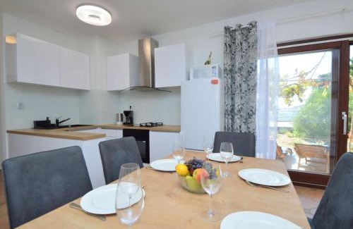 Murter Casa | Holiday Home Mihotić by Interhome