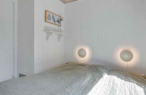 Pedersker Casa | Holiday Home Mikkelina - 700m from the sea by Interhome