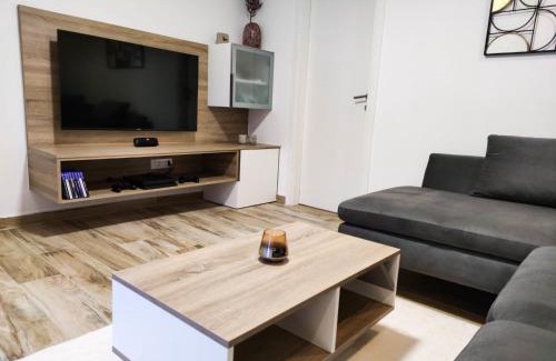 Pridraga Casa | Holiday Home Milka by Interhome
