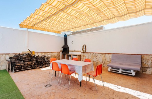 Humilladero Casa | Casa de vacaciones 'Miró' con vistas a la montaña, piscina privada, wifi y aire acondicionado