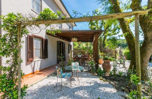 Casale Marittimo Casa | Holiday Home Montaleo by Interhome