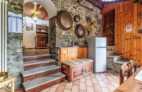 Traona Casa | Holiday Home Moncucco Mountain Home by Interhome