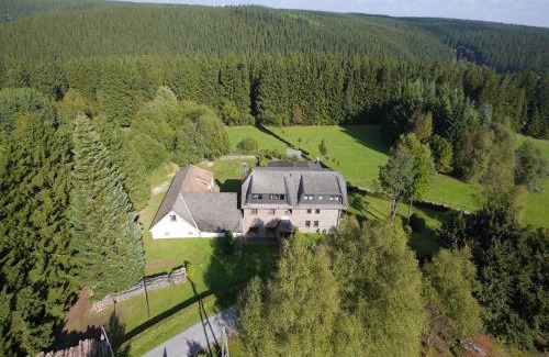 Kalterherberg Casa | Holiday Home Monschau with Sauna and Terrace