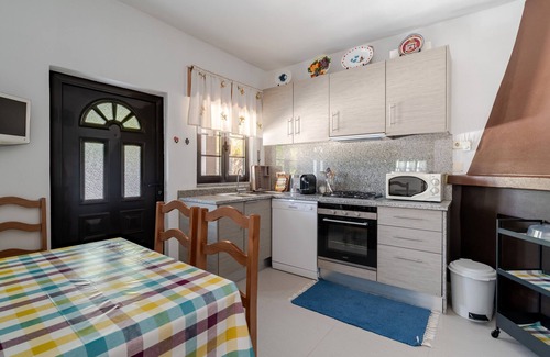Ponte da Barca Casa | Casa de vacaciones 'Mourelo' con vistas a la montaña, jardín privado y Wi-Fi