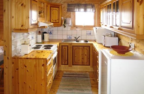 Hyllestad Casa | Holiday Home Nanna by Interhome