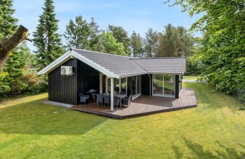 Haslevgarde Casa | Holiday Home Nanni - from the sea by Interhome