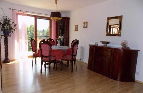 Sierakowice Casa | Holiday Home near Forest and Lake in Pomeranian
